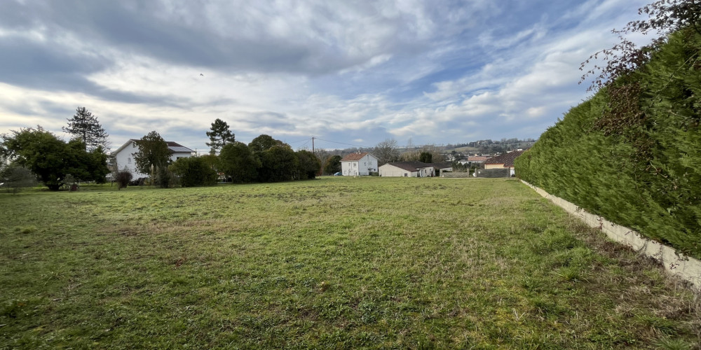 terrain à NERAC (47600)