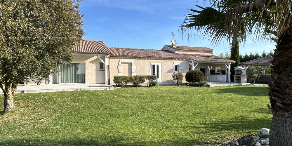 maison à LAROQUE TIMBAUT (47340)
