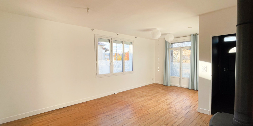 maison à LE PASSAGE (47520)