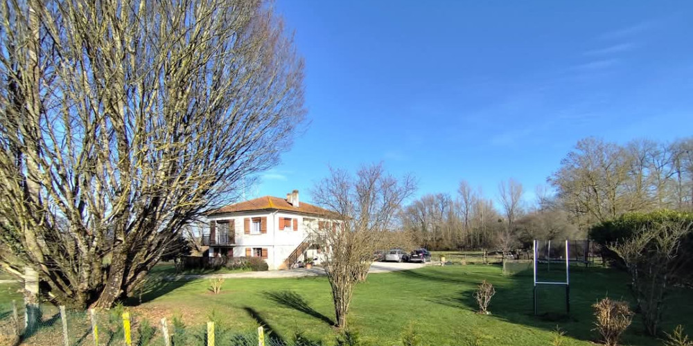 maison à DURAS (47120)