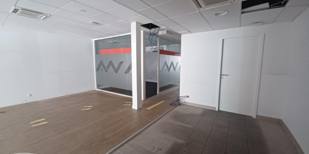local commercial à AGEN (47000)