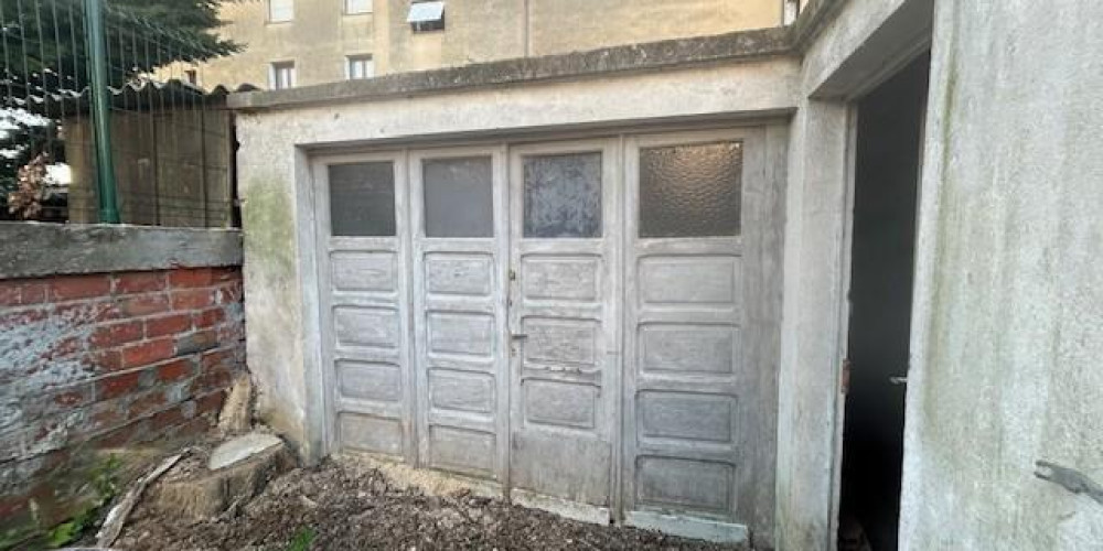 parking à VILLENEUVE SUR LOT (47300)