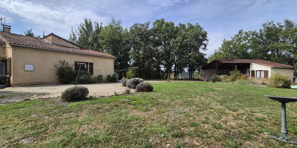 maison à LAROQUE TIMBAUT (47340)