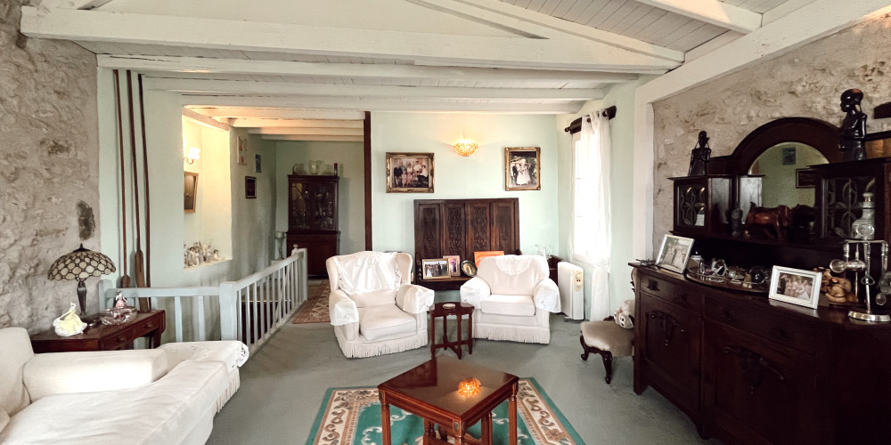 maison à LOUBES BERNAC (47120)