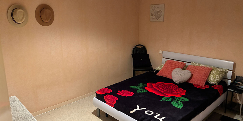 immeuble à STE LIVRADE SUR LOT (47110)