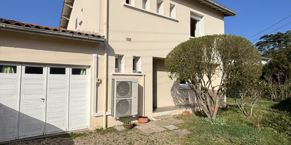 maison à VILLENEUVE SUR LOT (47300)