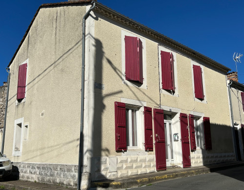 maison  LAVARDAC