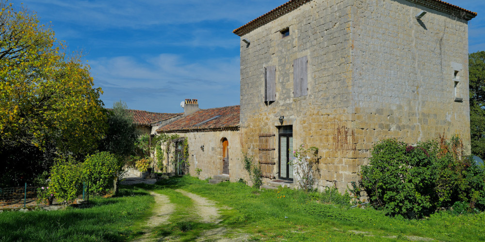 maison à NERAC (47600)