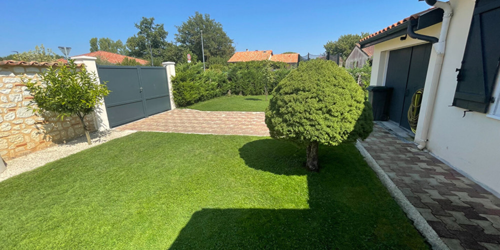 maison à ST SYLVESTRE SUR LOT (47140)