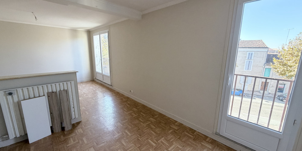 appartement à TONNEINS (47400)
