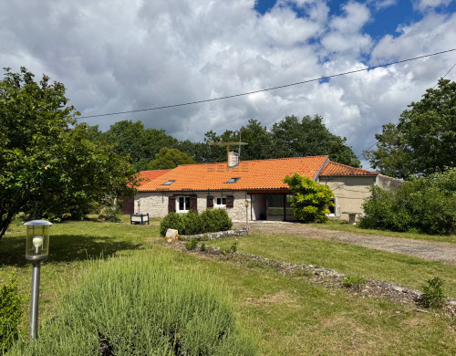maison  LAROQUE TIMBAUT