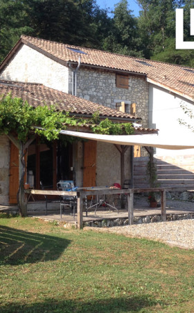 Fond de commerce  ST HILAIRE DE LUSIGNAN