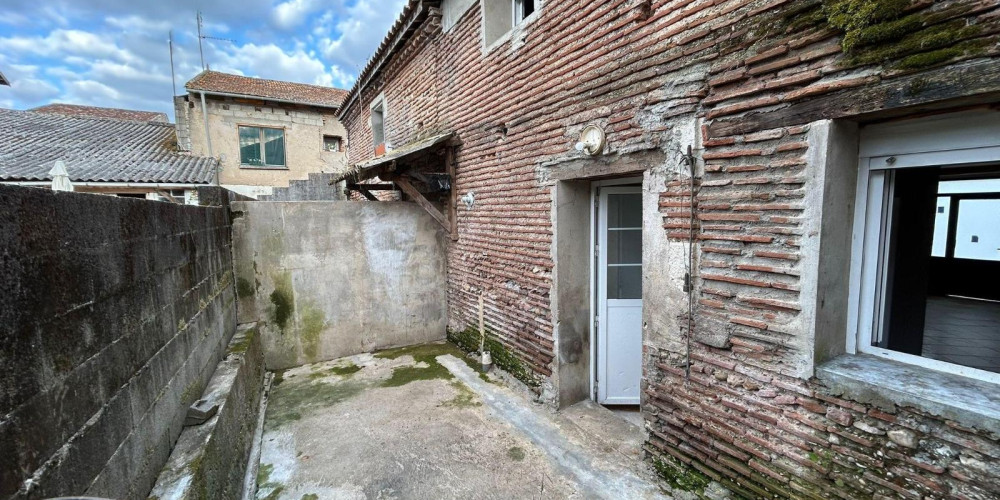 maison à GRANGES SUR LOT (47260)