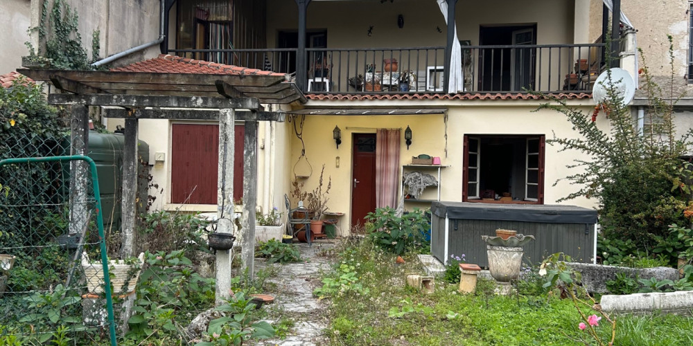 maison à LAVARDAC (47230)