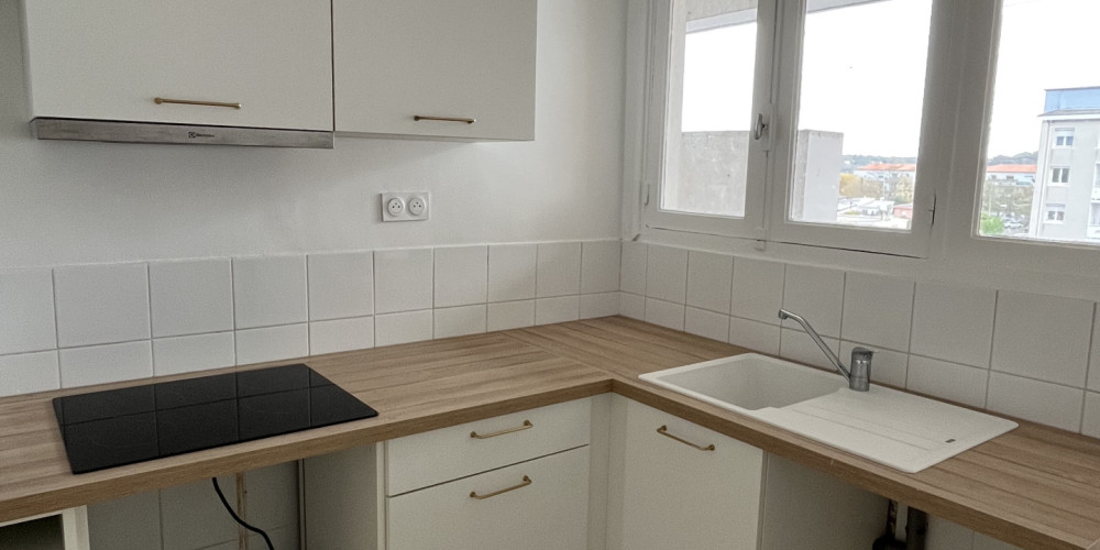 appartement à LE PASSAGE (47520)