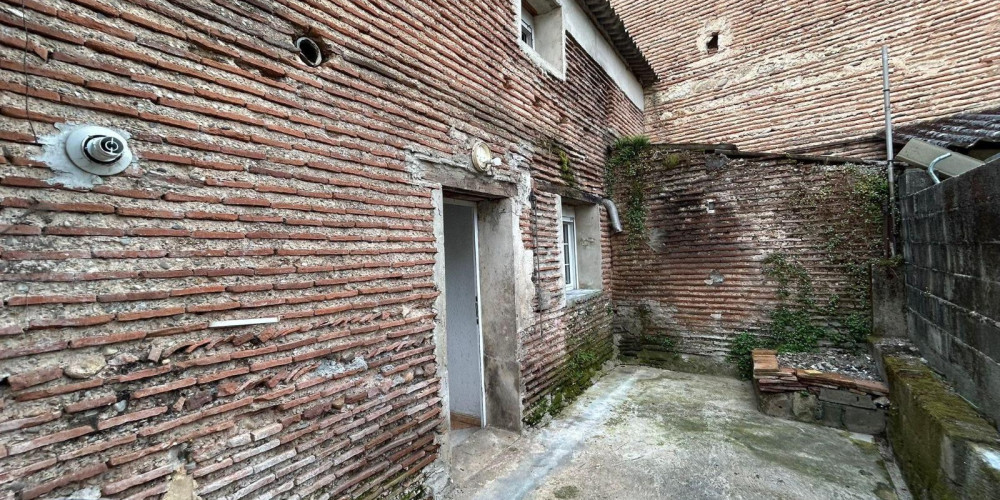 maison à GRANGES SUR LOT (47260)