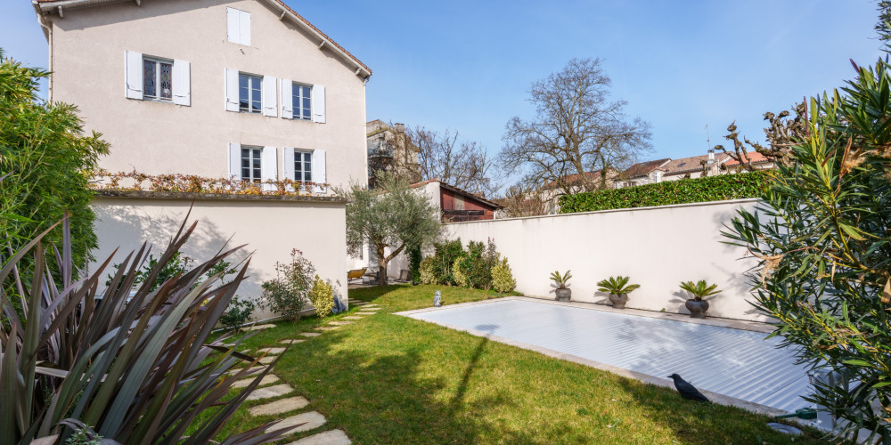 maison à AGEN (47000)