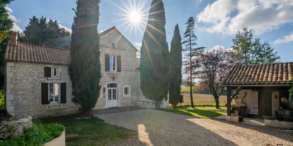maison à DAUSSE (47140)