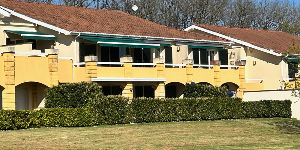 appartement à CASTELNAUD DE GRATECAMBE (47290)