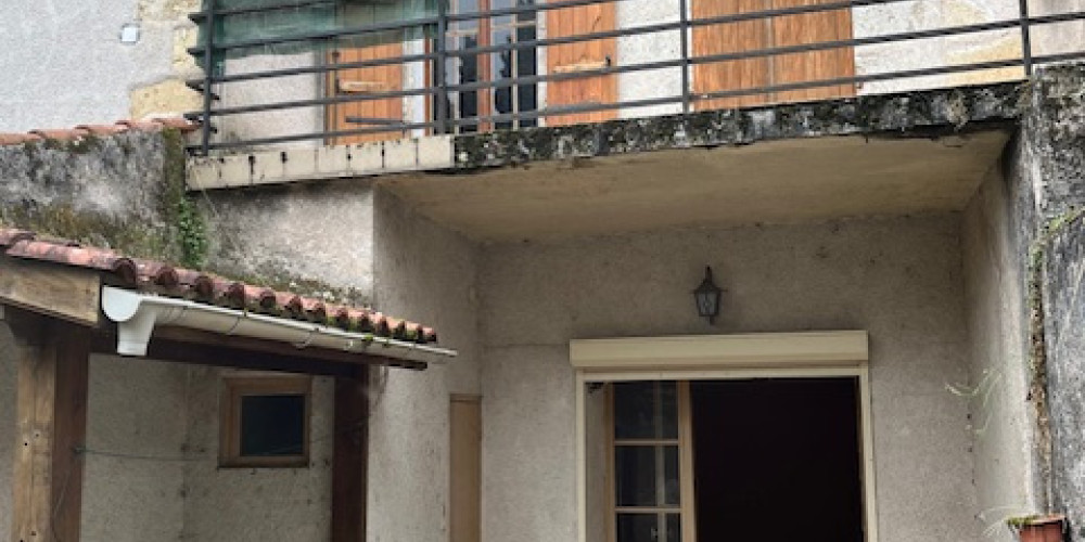 maison à NERAC (47600)