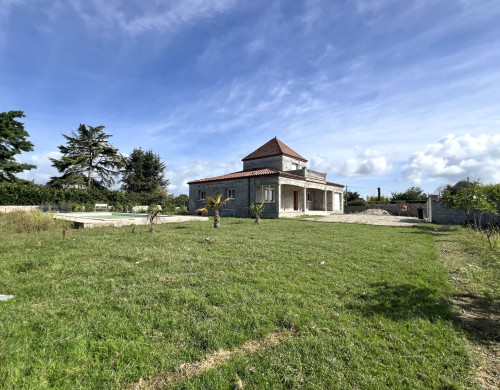 maison  BIAS