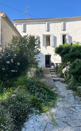 Maison  NERAC