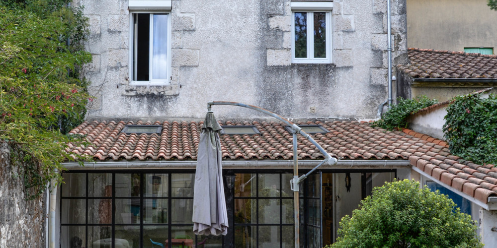 maison à NERAC (47600)