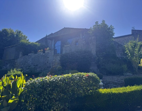 maison  LAVARDAC