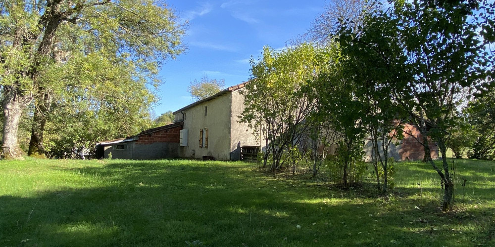 maison à LAROQUE TIMBAUT (47340)