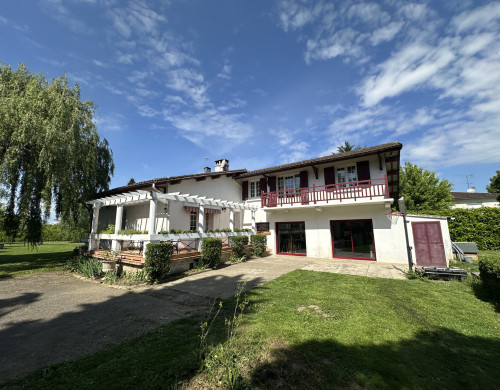 maison  BON ENCONTRE