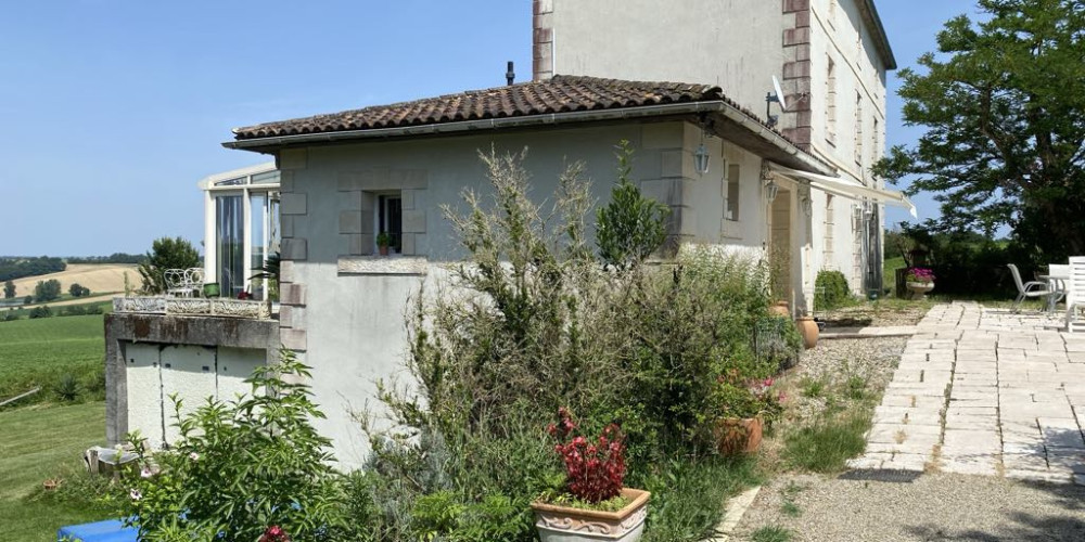 maison à NERAC (47600)