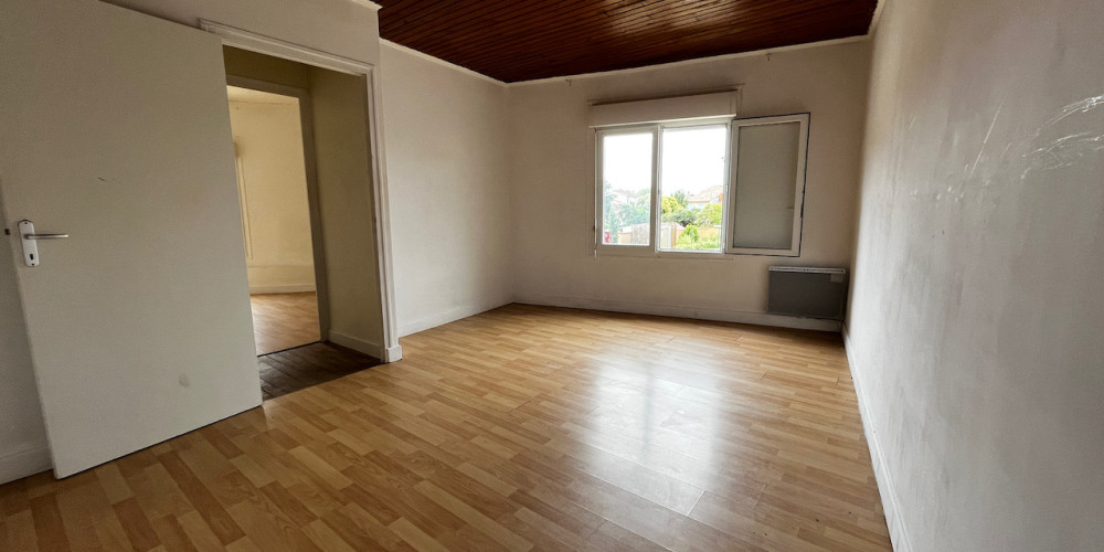 immeuble à STE LIVRADE SUR LOT (47110)