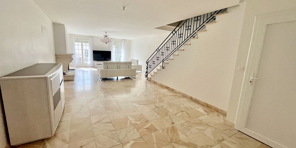 maison à VILLENEUVE SUR LOT (47300)