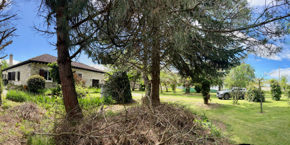 maison à PUJOLS (47300)