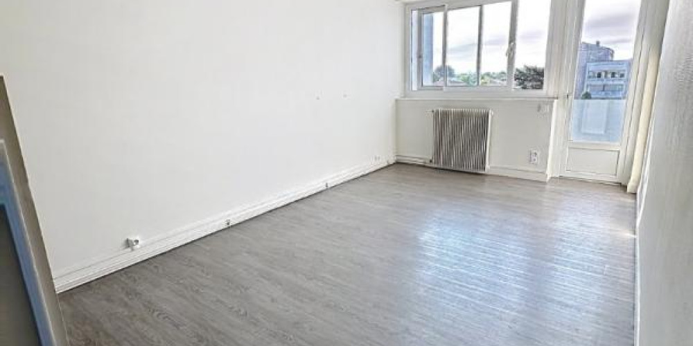 appartement à LE PASSAGE (47520)