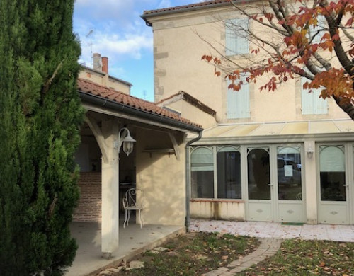 maison  NERAC