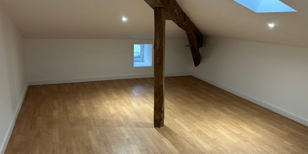 appartement à LAVARDAC (47230)