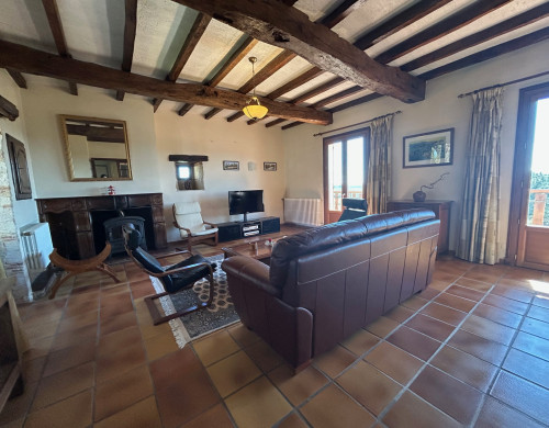 maison  LAVARDAC