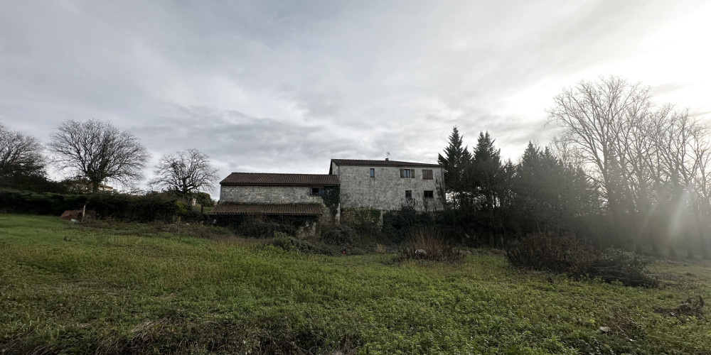 terrain à AGEN (47000)