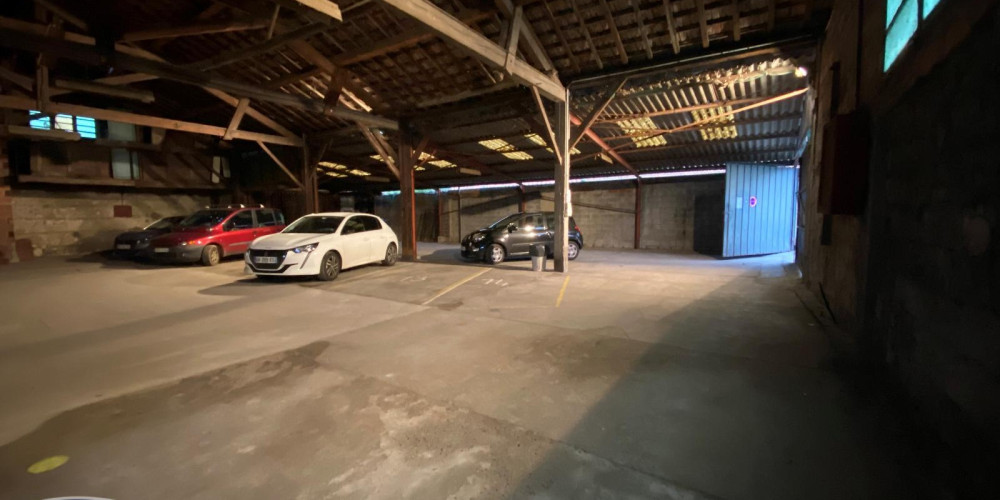 parking à AGEN (47000)
