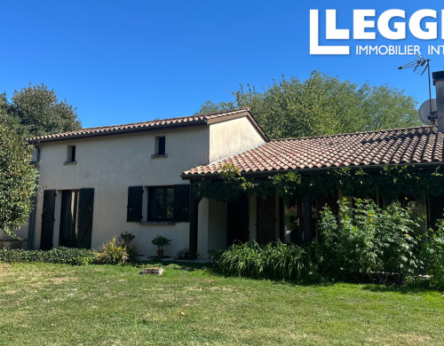 maison  LEDAT