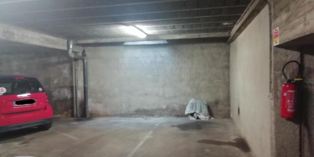 parking à AGEN (47000)