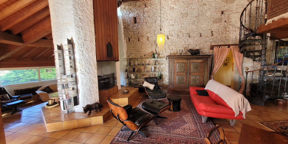 maison à HAUTESVIGNES (47400)