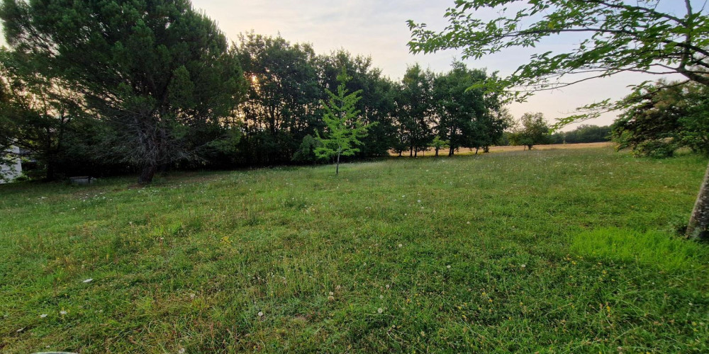 terrain à ROQUEFORT (47310)