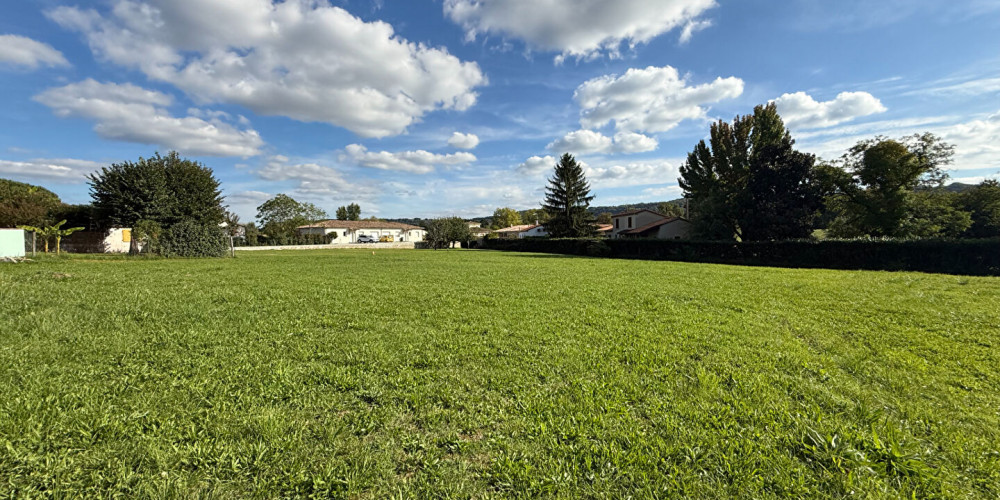 terrain à STE LIVRADE SUR LOT (47110)