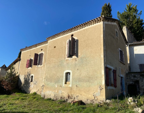 maison  MEZIN