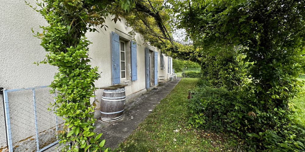 maison à ST COLOMB DE LAUZUN (47410)