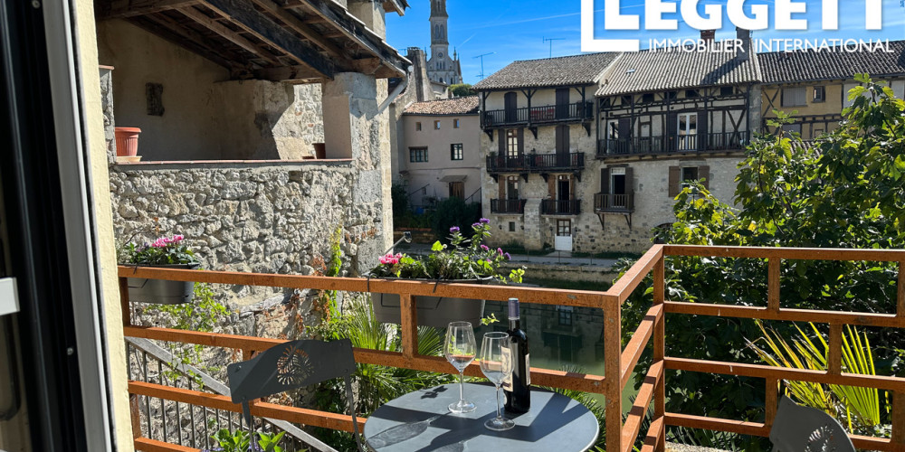 maison à NERAC (47600)