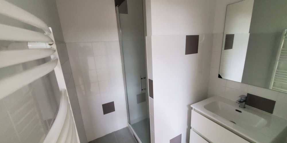 immeuble à LE MAS D AGENAIS (47430)