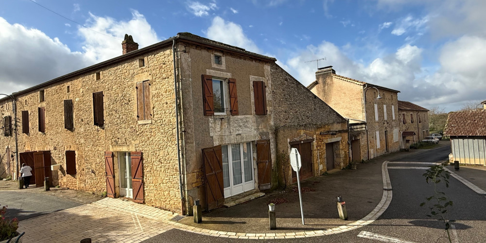 maison à BLANQUEFORT SUR BRIOLANCE (47500)